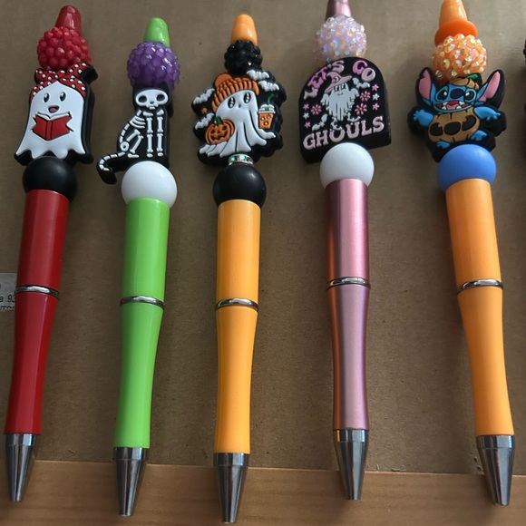- Halloween pen handmade (pick one) - Picture 2 of 5